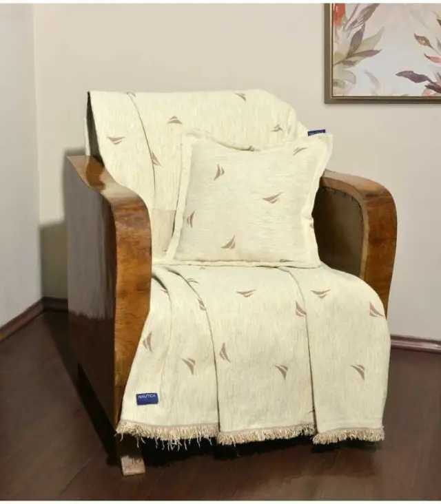 Ριχτάρι Τριθέσιο 180x300 Σενίλ Εκρού Logo
