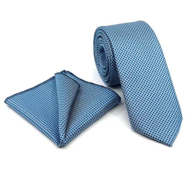 Γραβάτα Microfiber σε Ανοιχτό Σιέλ Μοτίβο Σετ με Μαντηλάκι