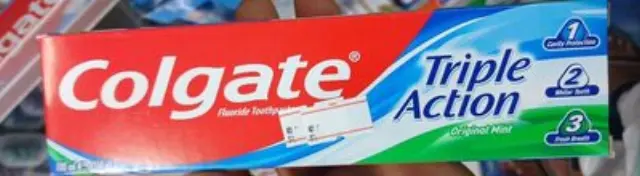 COLGATE Triple Action Οδοντόκρεμα κατά της Τερηδόνας 100ml