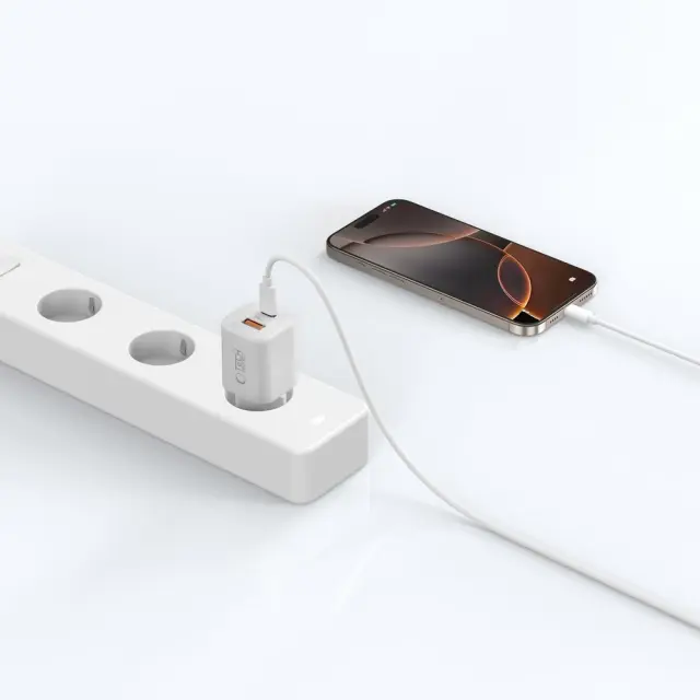 Tech-Protect® Φορτιστής με Θύρα USB-A και Θύρα USB-C 33W- Λευκό 2
