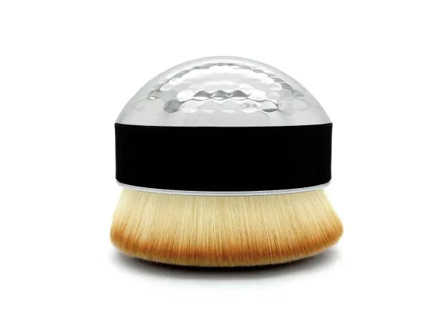 Buff Me Up! Face Body Brush W7 2