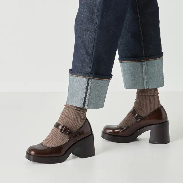 Γοβες Comfort με μπαρέτα Tamaris 2