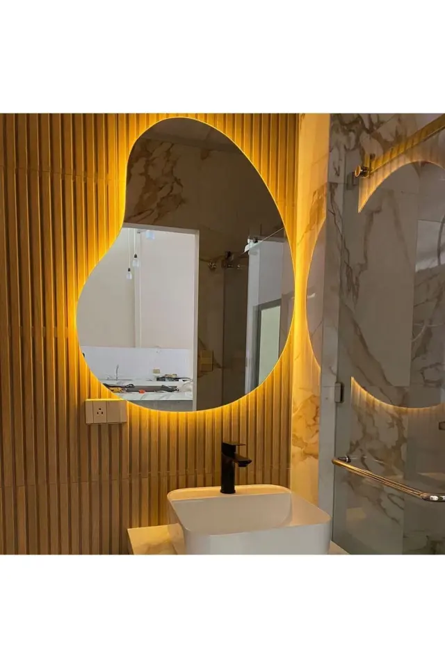 Stewehome Διακοσμητικός καθρέφτης τοίχου με LED φωτισμό και γεωμετρικό σχήμα Καφέ 55x55 cm