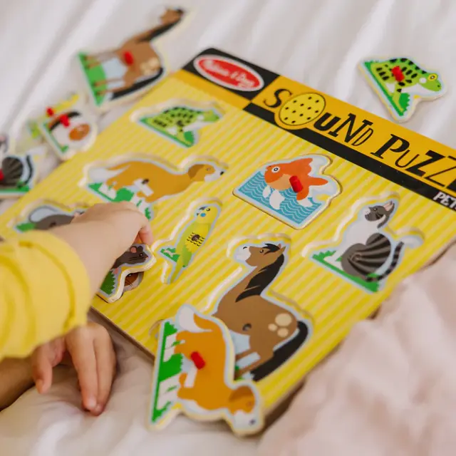 Melissa & Doug Ξύλινα Σφηνώματα με ήχους "Κατοικίδια Ζώα" (2+ ετών) 048-0730 2