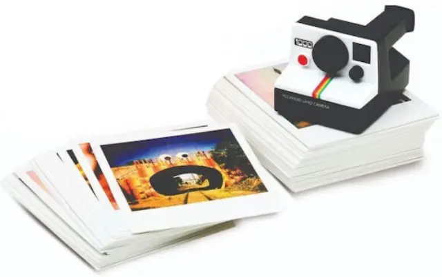 The Polaroid Game Επιτραπέζιο Παιχνίδι (GPG15000) – Party Game με Φωτογραφίες για Παρέες 3