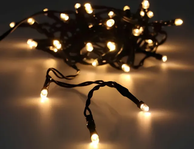 240 Φωτάκια LED - 18 Μέτρα + 3 Μέτρα σύνδεσης, Κανονική Διάταξη, Πράσινο καλώδιο PVC - Θερμό λευκό AX8401540