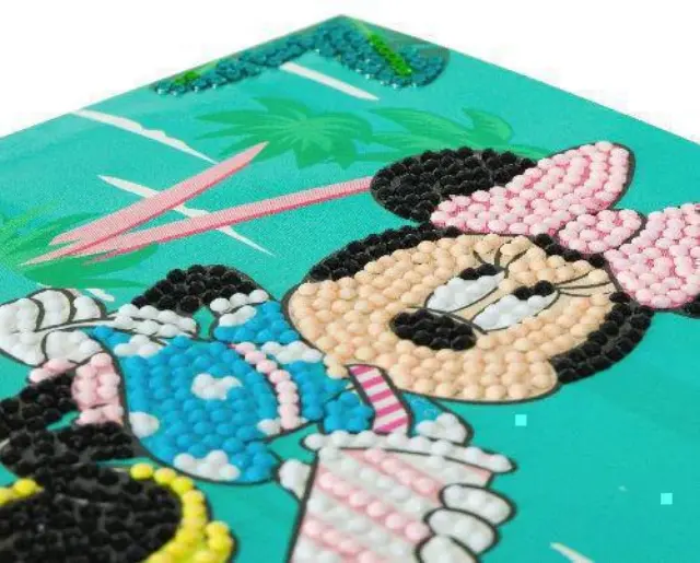 Craft Buddy Card Crystal Art Minnie On Holiday 18X18cm 3