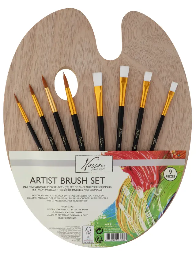 Nassau - Wooden Palette with 4 Flat and 4 Round Brushes - (K-AR0822-GE) - Toys