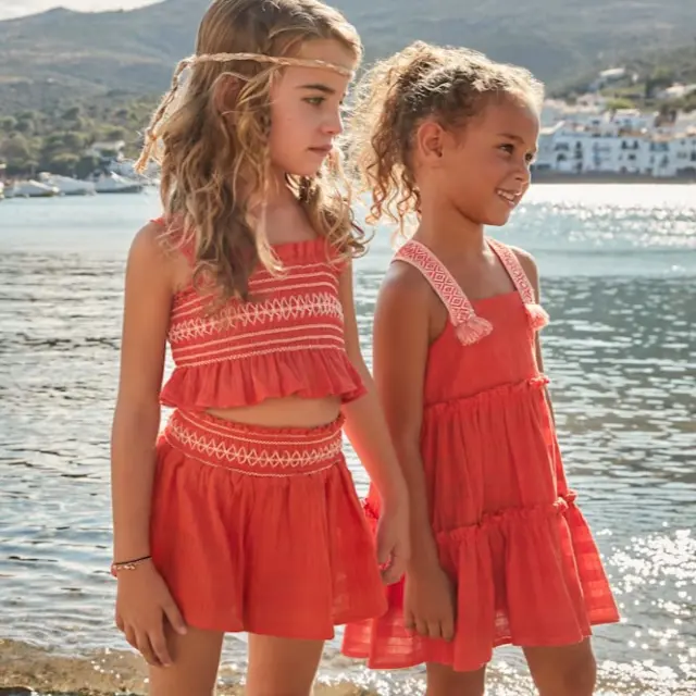 Mini 2 έως 10 ετών Σετ σορτς και τοπ σφηκοφωλιά πάπρικα