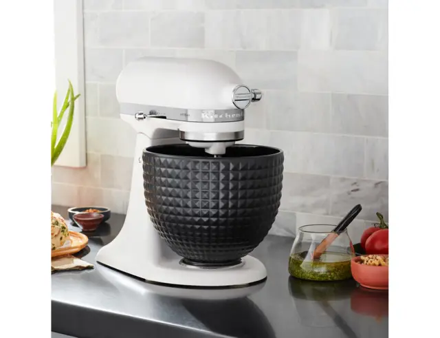 Κεραμικό Μπολ KitchenAid 5KSM2CB5LS με χωρητικότητα 4.7lt - Black Studded5KSM2CB5LS 3