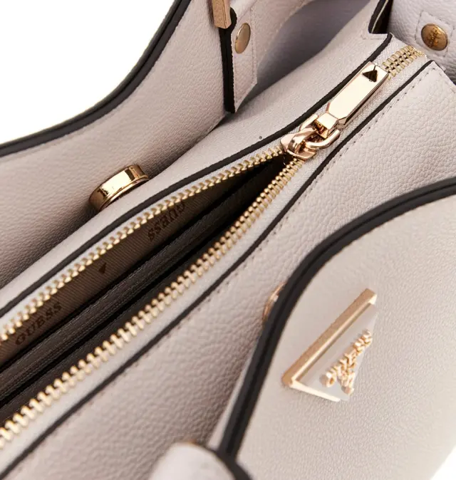 Τσάντα GUESS Meridian Girlfriend Satchel HWBG6974060 Ιβουάρ 2