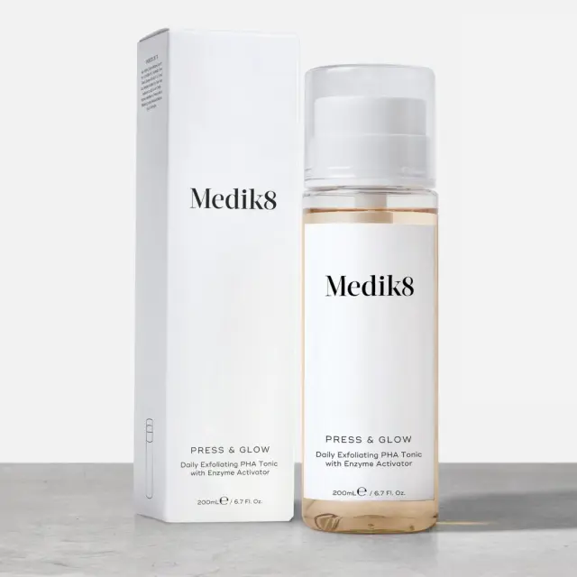 Medik8 Press & Glow Λοσιόν Λάμψης 200ml 2