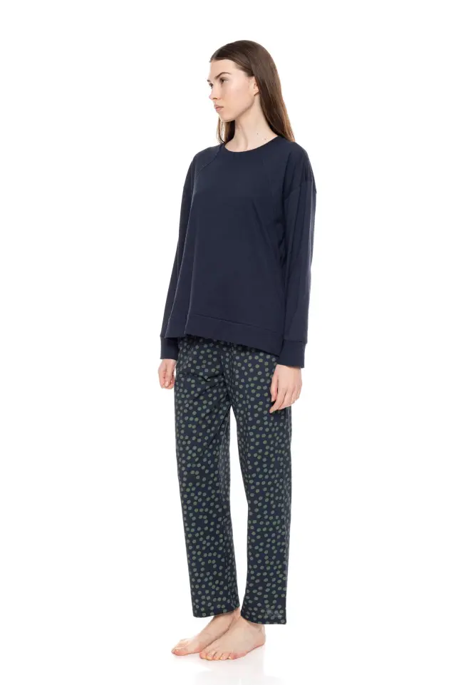 W1515 - Type - PYJAMA GREEN DOT 2