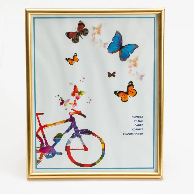 Κορνίζα Πλαστική χρώμα χρυσό 28x35 P2835