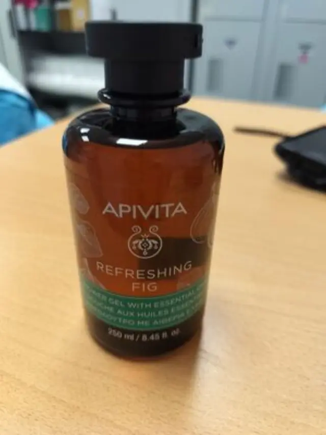 Apivita Refreshing Fig Shower Gel Αφρόλουτρο με Αιθέρια Έλαια 250ml