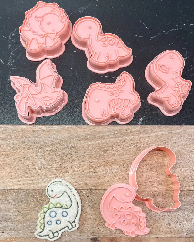 #lunchboxaki: Cookie cutters Baby Dino Squad 2