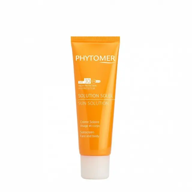 ΑΝΤΙΗΛΙΑΚΟ ΠΡΟΣΩΠΟΥ – ΣΩΜΑΤΟΣ SPF30 ΥΨΗΛΗ ΠΡΟΣΤΑΣΙΑ ΚΑΙ ΥΓΙΕΣ ΜΑΥΡΙΣΜΑ SOLUTION SOLEIL CRÈME SOLAIRE SPF30 FACE + BODY