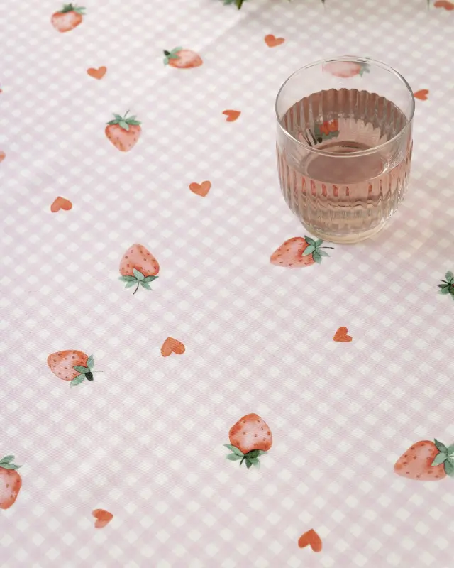 Τραπεζομάντηλο Strawberry Love Ροζ Τραπεζομάντηλο 140x240 2