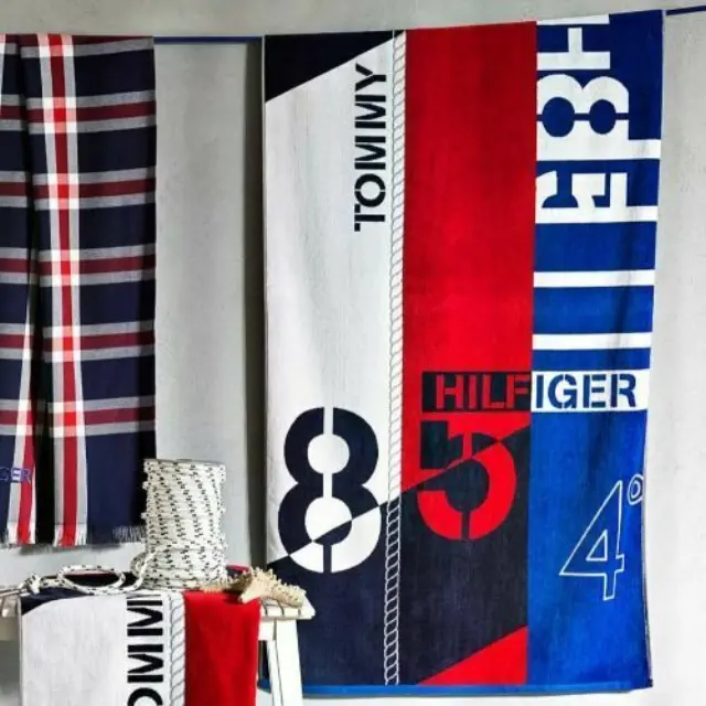 ΠΕΤΣΕΤΑ ΘΑΛΑΣΣΗΣ Sailboat 90x180 RED - TOMMY HILFIGER