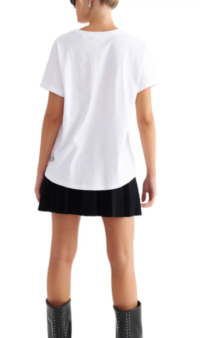 Attrattivo γυναικείο t-shirt με τύπωμα 9923925-1 2