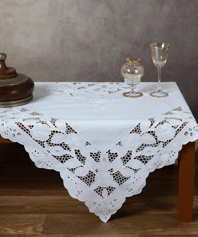 Χειροποίητο τραπεζοκαρέ 611 (140cm x 140cm) - -
