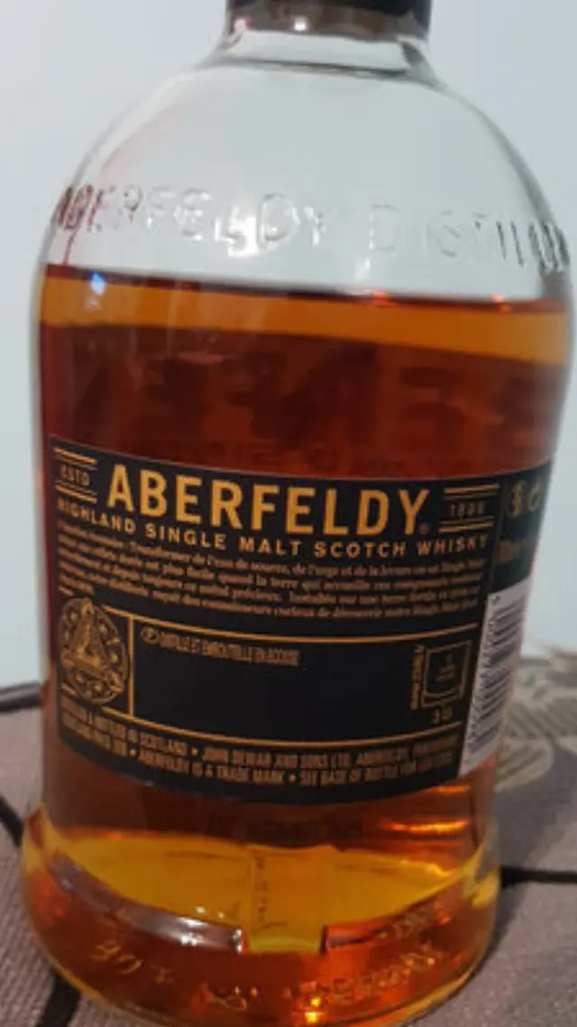 ABERFELDY 12 YEARS AGED SINGLE MALT WHISKY 700ml 2