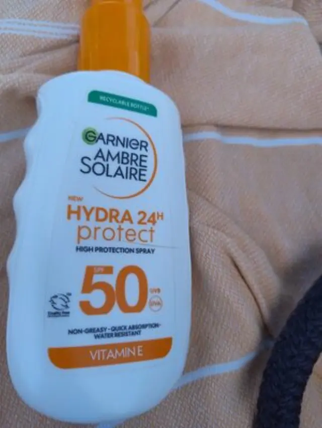 Ambre Solaire Hydra 24 SPF50 Spray 150ml