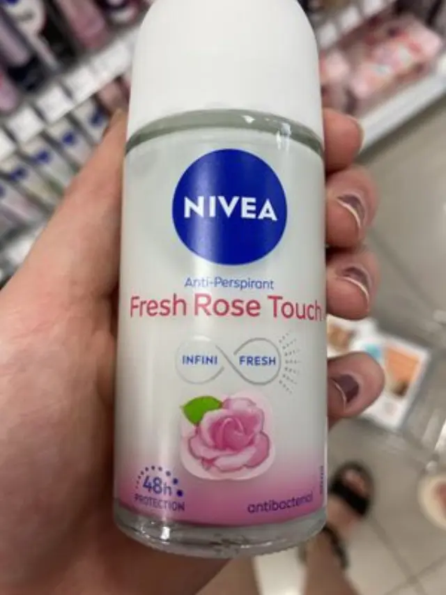 Deo Fresh Rose Touch Roll-On Γυναικείο Αποσμητικό 72h 50ml