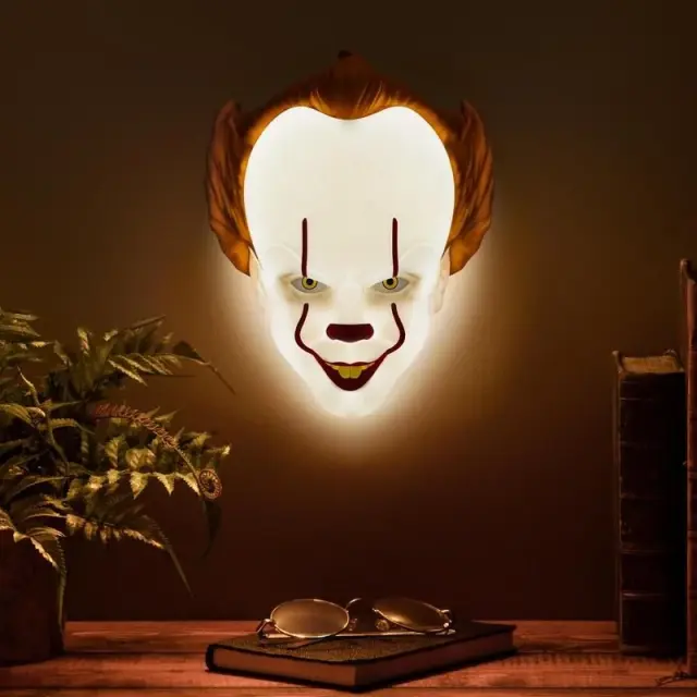 Paladone - IT - Pennywise Mask - Light (9261) 3