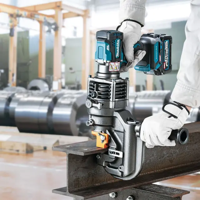 Makita PP001GZK - Εργαλείο διάτρησης μετάλλου XGT 40Vmax, , Ø 6 – 20 mm μόνο το σώμα του εργαλείου (χωρίς μπαταρίες και φορτιστή) 2