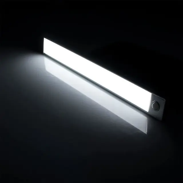 Andowl Επαναφορτιζόμενο LED Φωτιστικό για Ντουλάπες με Τροφοδοσία Μπαταρίας και Αισθητήρα Κίνησης Q-LED300 2