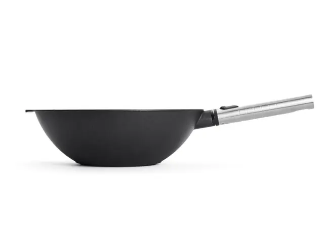 Τηγάνι Wok Woll Diamond XR Logic Pro με αντικολλητική επίστρωση, αποσπώμενη λαβή και διάμετρο 30cm11030PLCI 2