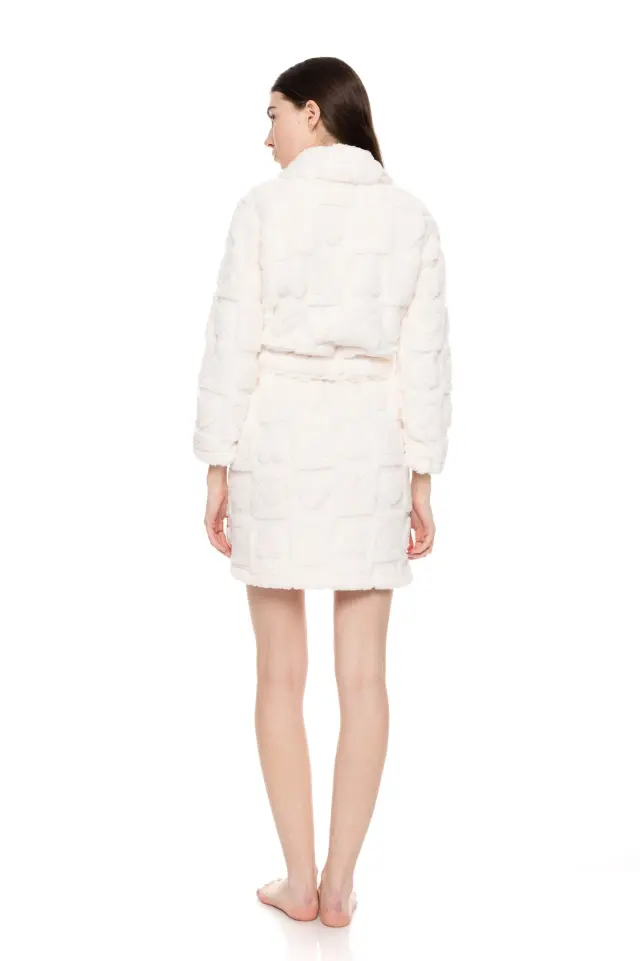 W1683 - White - ROBE FLEECE LOVE 2