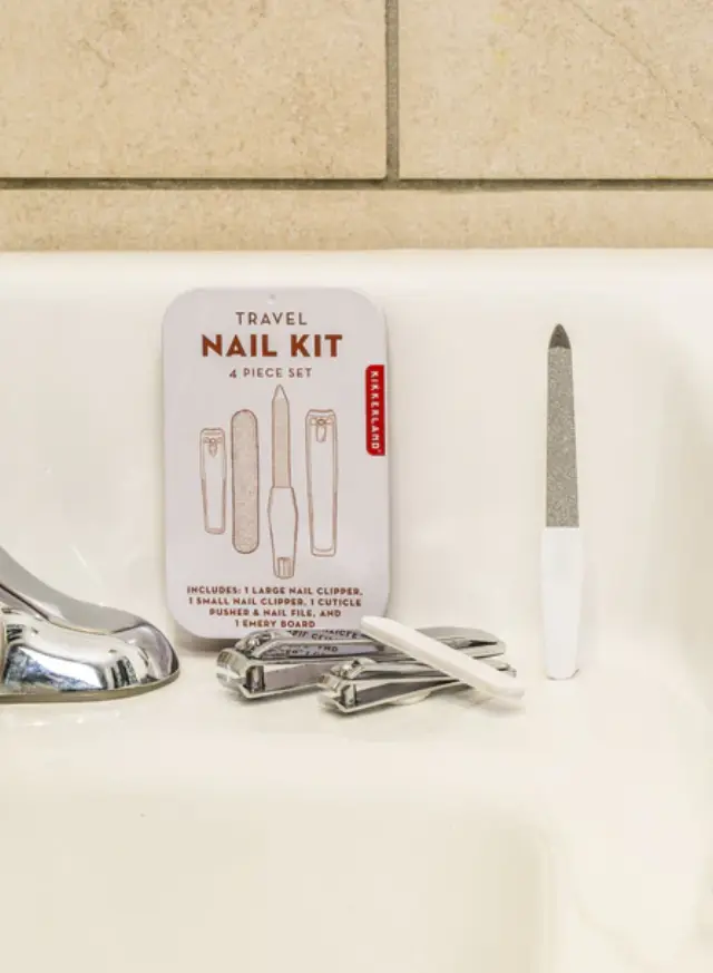 Σετ περιποίησης νυχιών Travel Nail Kit - CD142 2