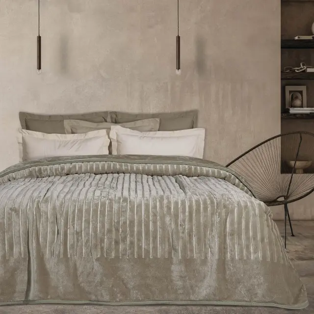Κουβέρτα 220x240 Υπέρδιπλη 700gsm Velour Das Home 1350 Taupe 100% Ακρυλικό