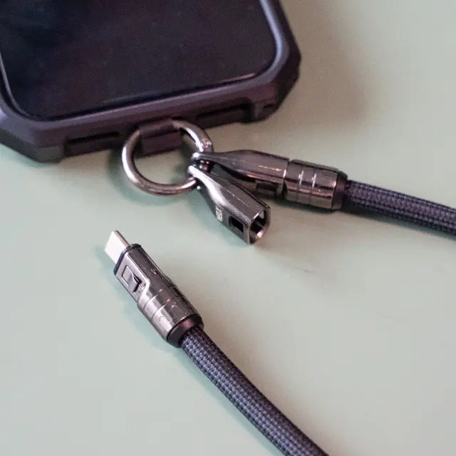 WELX F1 USB-C to USB-C Split Lanyard Cable (30cm) 3