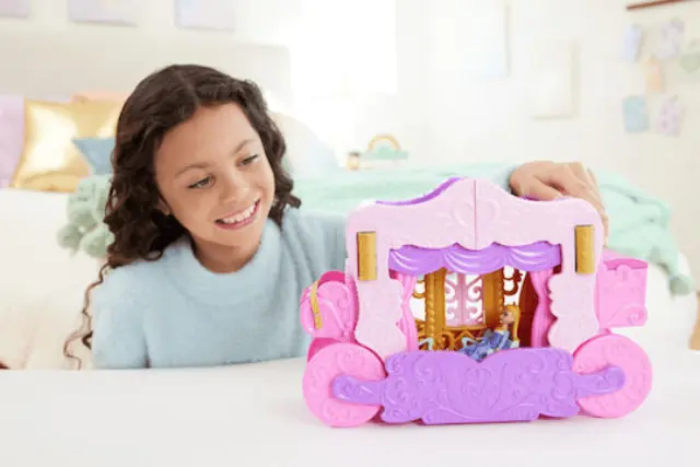 Mattel Καστρο Που Μεταφερεται Και Μεταμορφωνεται Σετ για 10+ Ετών HWX17 3