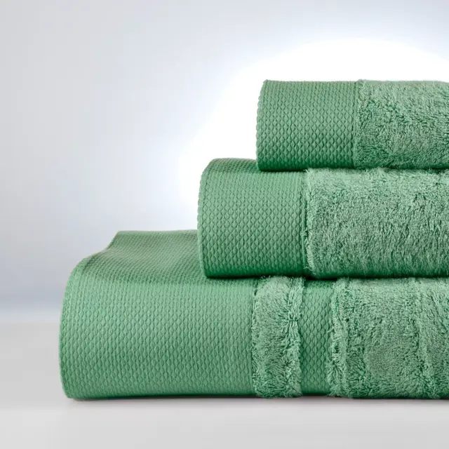 Σετ πετσέτες 600gsm New Rosa Green Σετ 3ων τεμαχίων (30x50, 50x90, 100x150)