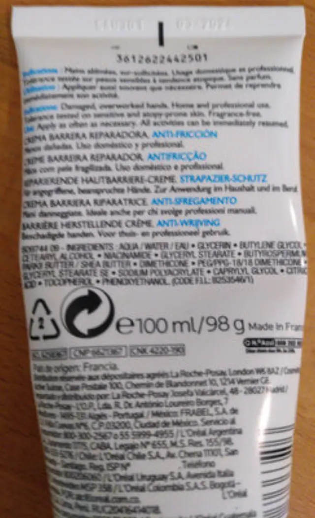 La Roche Posay Cicaplast Hand Cream, Κρέμα Χεριών για Πολύ Σκασμένα & Ταλαιπωρημένα Χέρια, 100ml 2