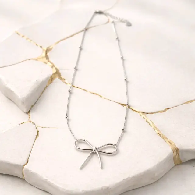 Bow Necklace Silver Stainless Steel