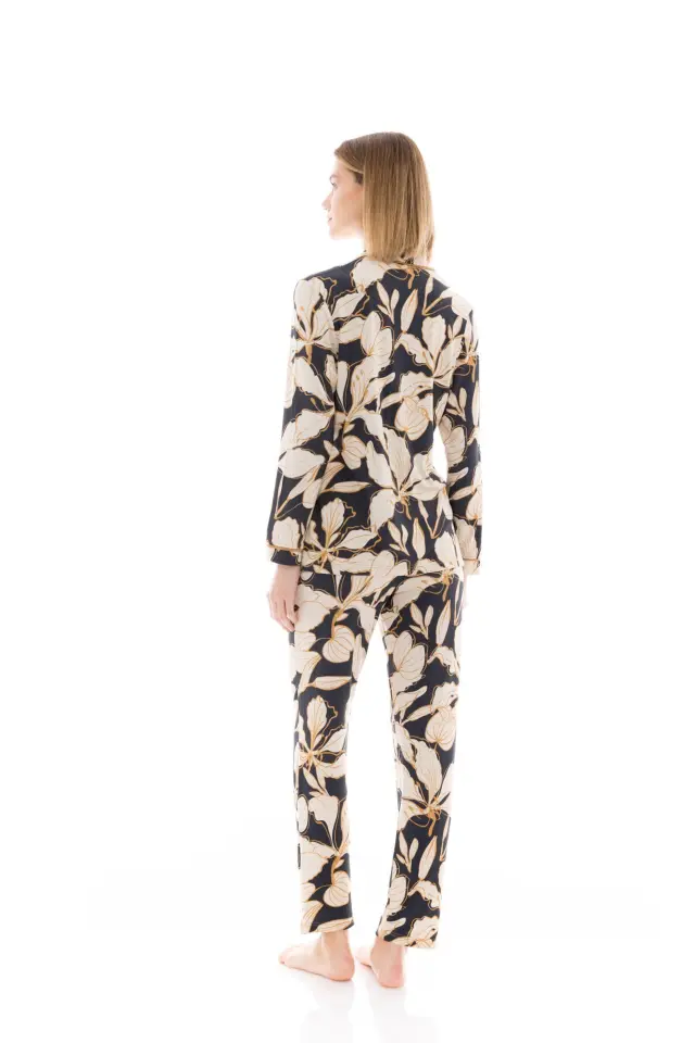 W1330 - Type - PYJAMA BUTTONED GOLD LEAF 3