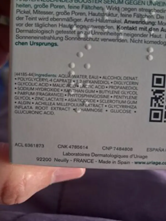 Uriage Hyseac New Skin Serum Anti-blemish Booster Ορός Προσώπου Που Λειαίνει, Μειώνει Τη Λιπαρότητα & Συσφίγγει Τους Πόρους, 30ml 2