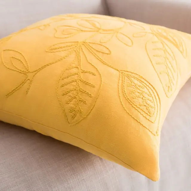 Μαξιλαροθήκη Διακόσμησης Gofis Home Pale Sun Yellow 381/10 43x43 3
