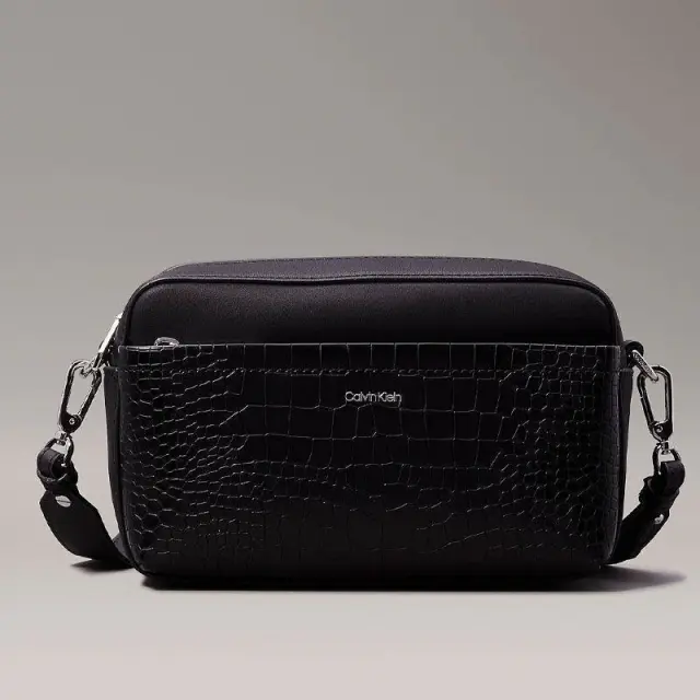 Calvin Klein - Γυναικεία Τσάντα Must Conv Camera K60K612110-BEH Μαύρο