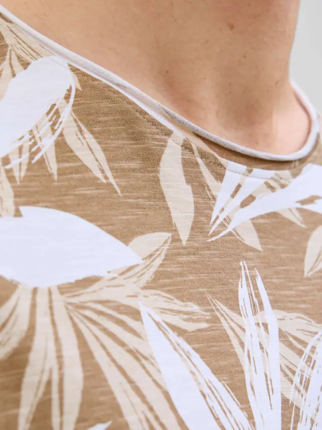 JJEBRYAN AOP TEE S/S O-NECK SN Coriander 2