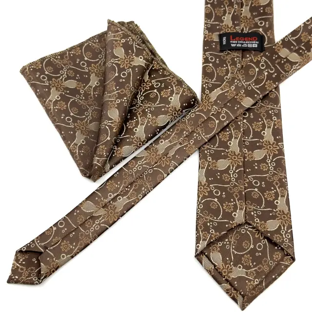 Γραβάτα Microfiber σε Καφέ Μοτίβο Σετ με Μαντηλάκι 3