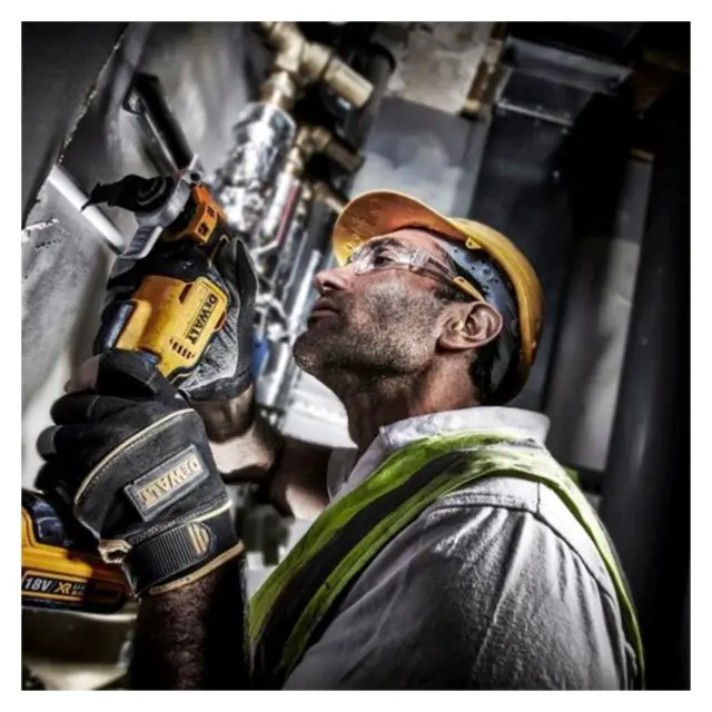 DeWalt DCS356P2 - Παλινδρομικό Πολυεργαλείο Μπαταρίας Brushless 18V με 2 Μπαταρίες 5Ah (2x 5Ah) + Φορτιστή με Ρύθμιση Ταχύτητας σε Βαλίτσα Μεταφοράς 2
