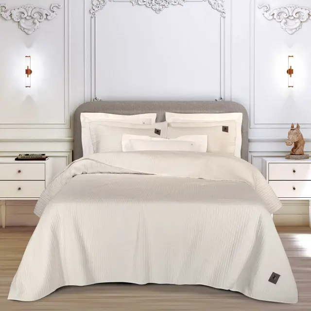 Κουβερλί 240x250 King Greenwich Polo Club Essential 4453 White 100% Microsatin