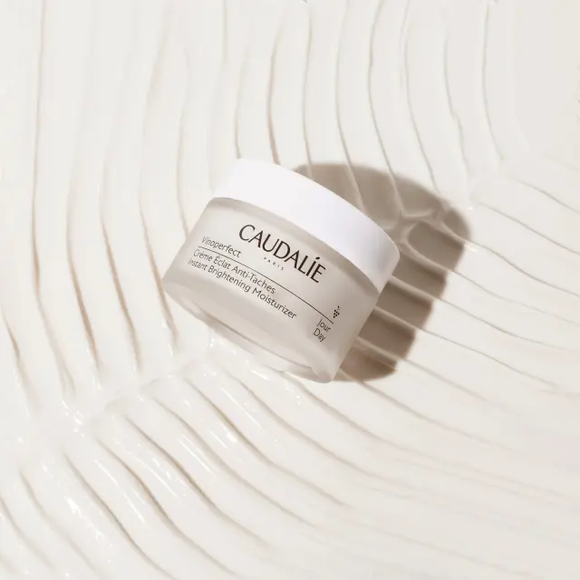 Caudalie Vinoperfect Instant Brightening Moisturizer - Κρέμα Ημέρας Άμεσης Λάμψης 50 ml 2