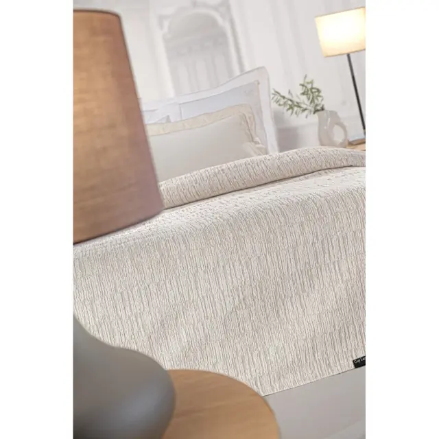 Κουβέρτα King Size Guy Laroche Diana Natural 260x250 3